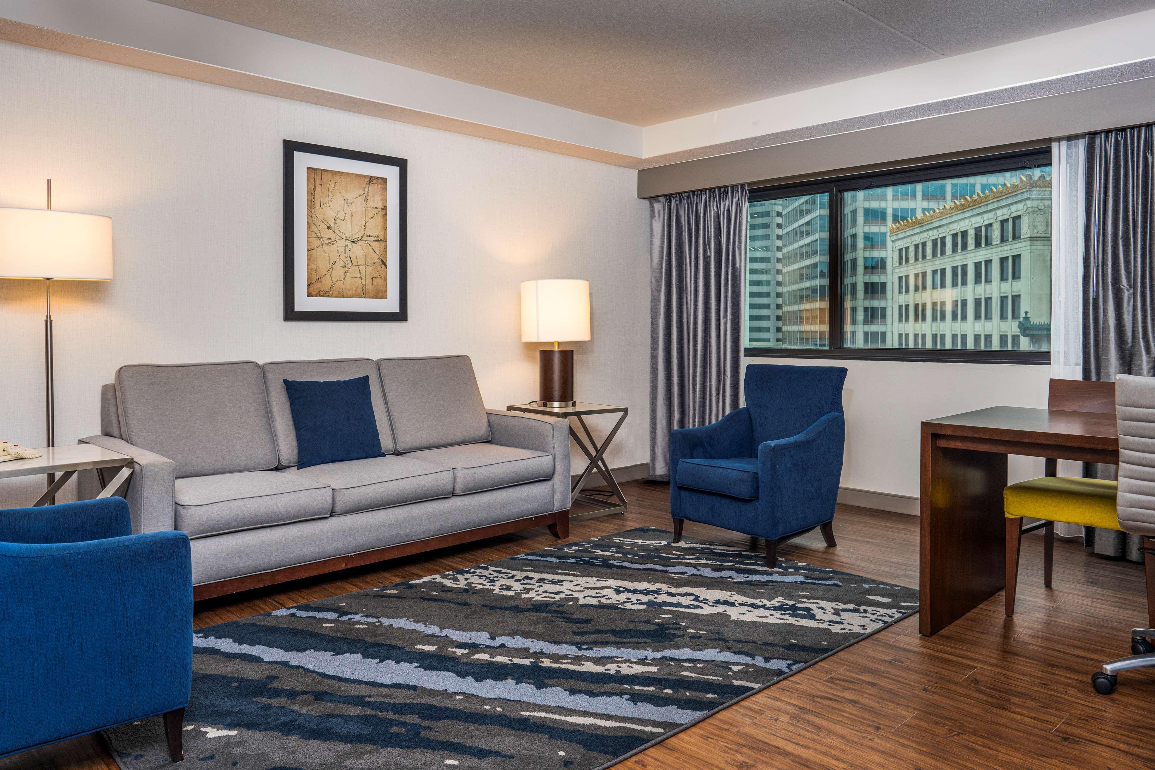 Embassy Suites By Hilton Indianapolis Downtown Eksteriør bilde